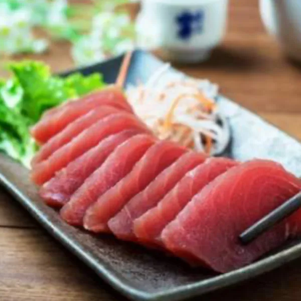 Sashimi atún 8u